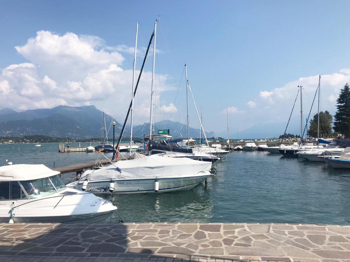 The Sailor - Residence With Pool Manerba del Garda Buitenkant foto